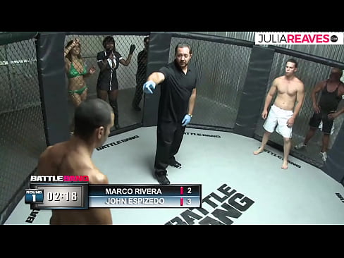 ❤️ Ultimate Fighter fode unha rapaza número xusto despois dunha pelexa no ring ❤️ Porno en nós ❌️