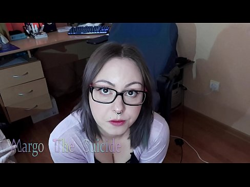 ❤️ Moza sexy con lentes chupa un consolador profundamente ante a cámara ❤️ Porno en nós ❌️