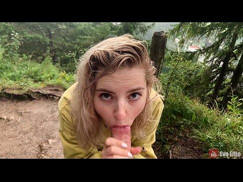 ❤️ Nena traga semen despois dunha mamada pública - Eva Elfi ❤️ Porno en nós ❌️